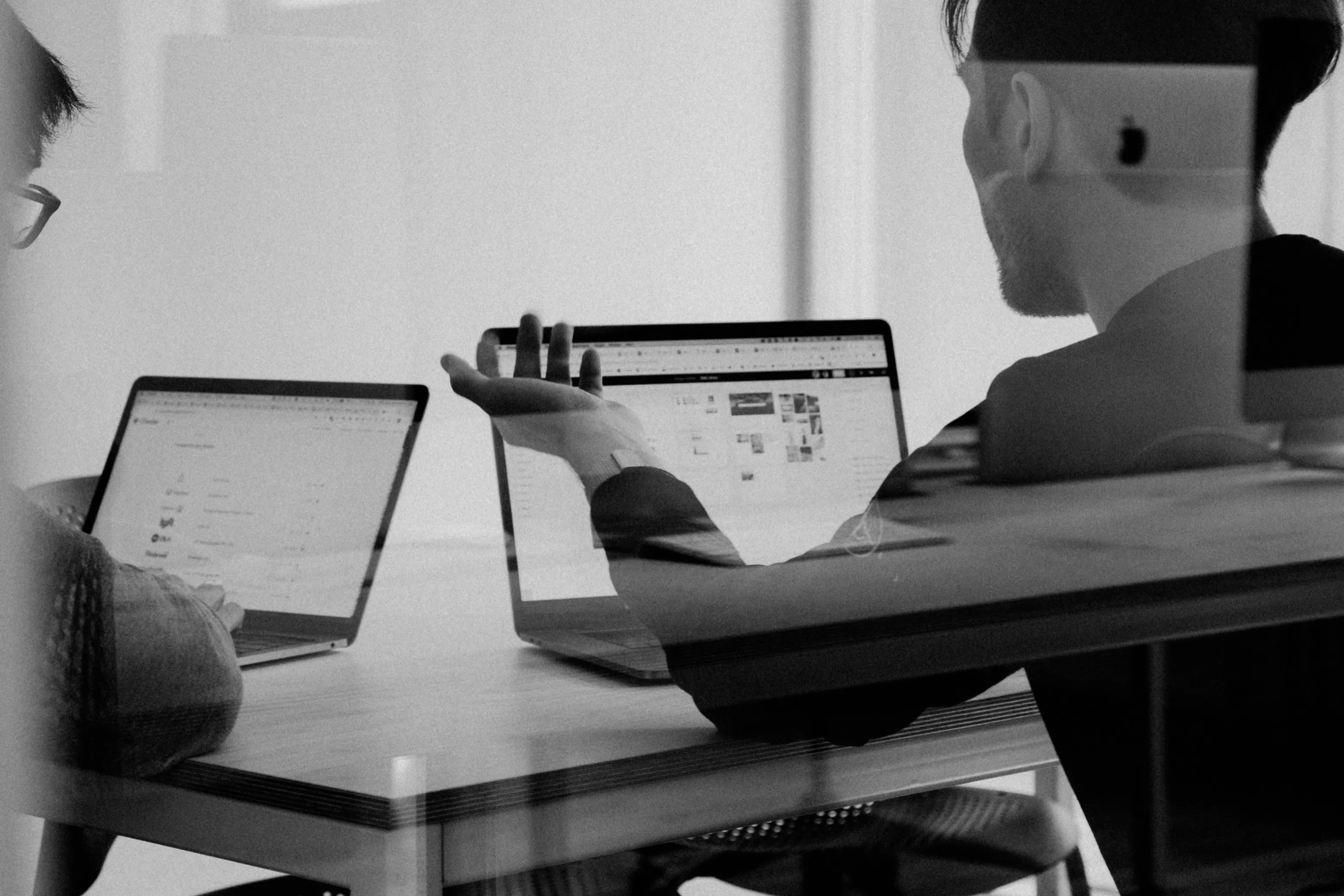 charlesdeluvio-Lks7vei-eAg-unsplash---3907.2.webp-crop